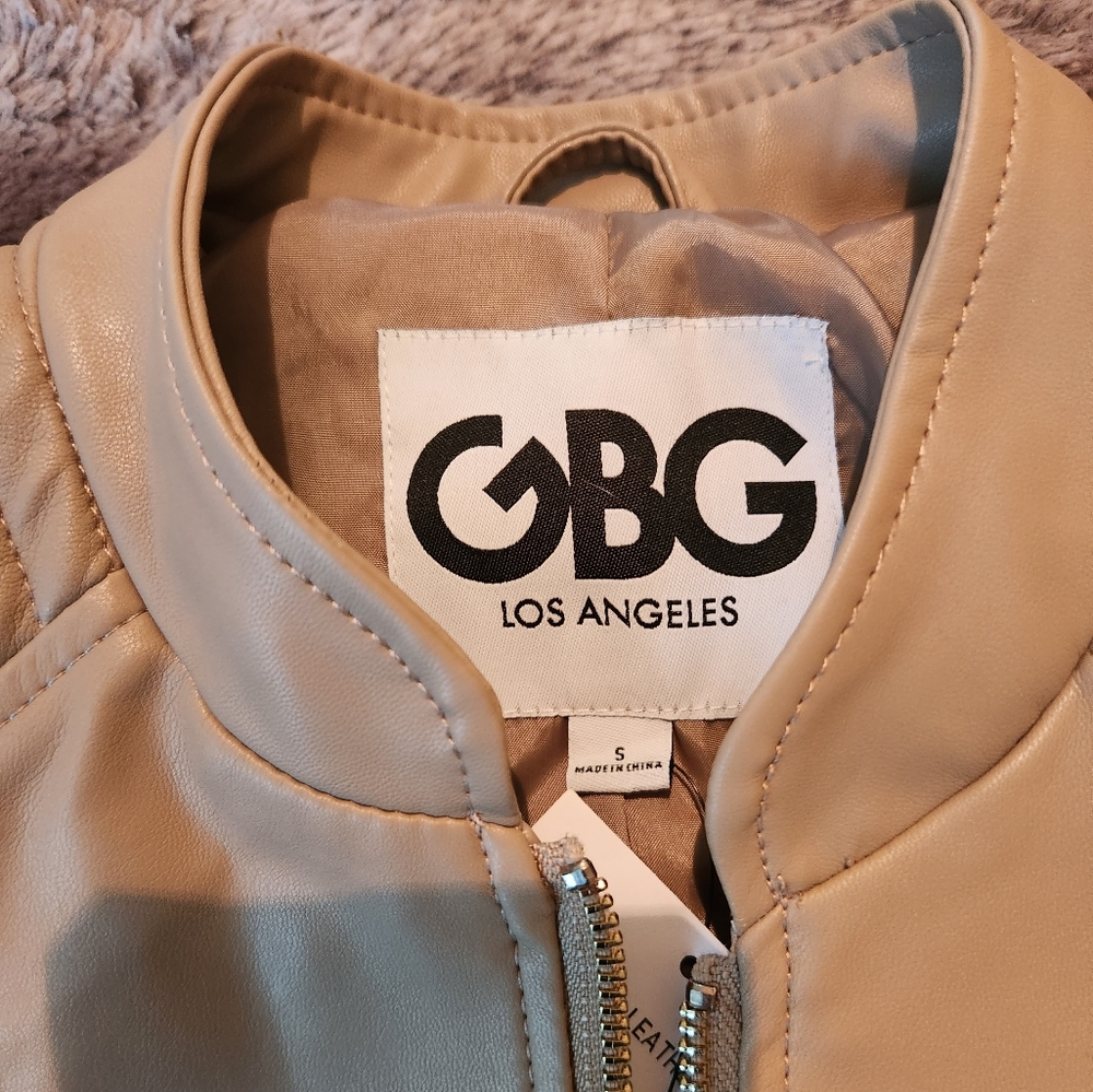 Jacket - Picture 4 of 6